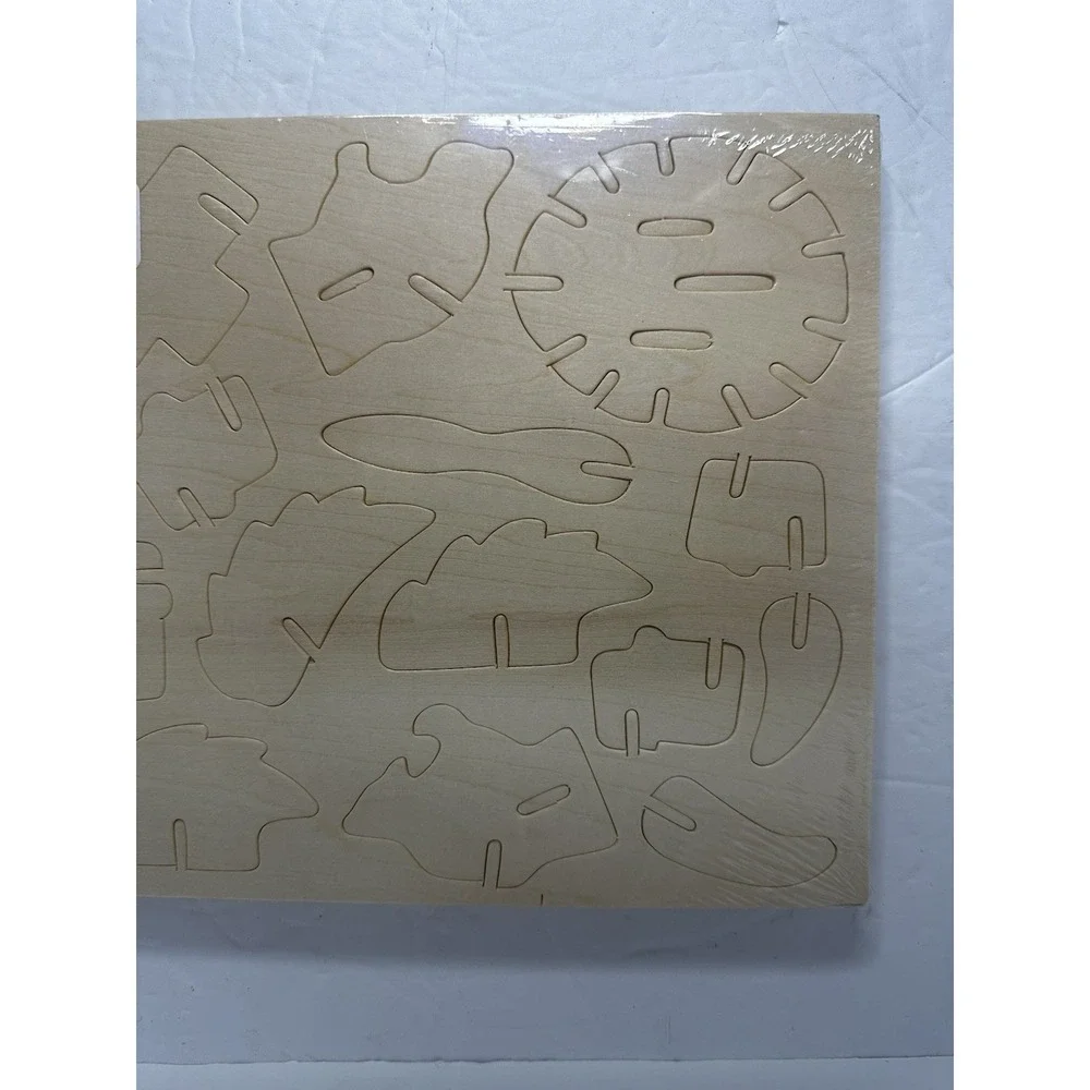 NEW‎ AFRICAS LEGENDS WOODCRAFT CONSTRUCTION KIT LION